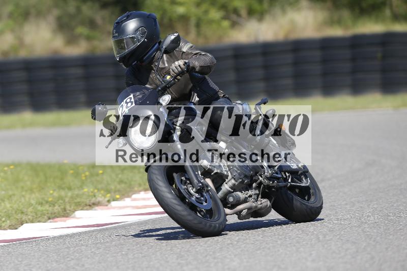 /48 25.08.2025 Cornu Master School ADR/gruen-vert/28